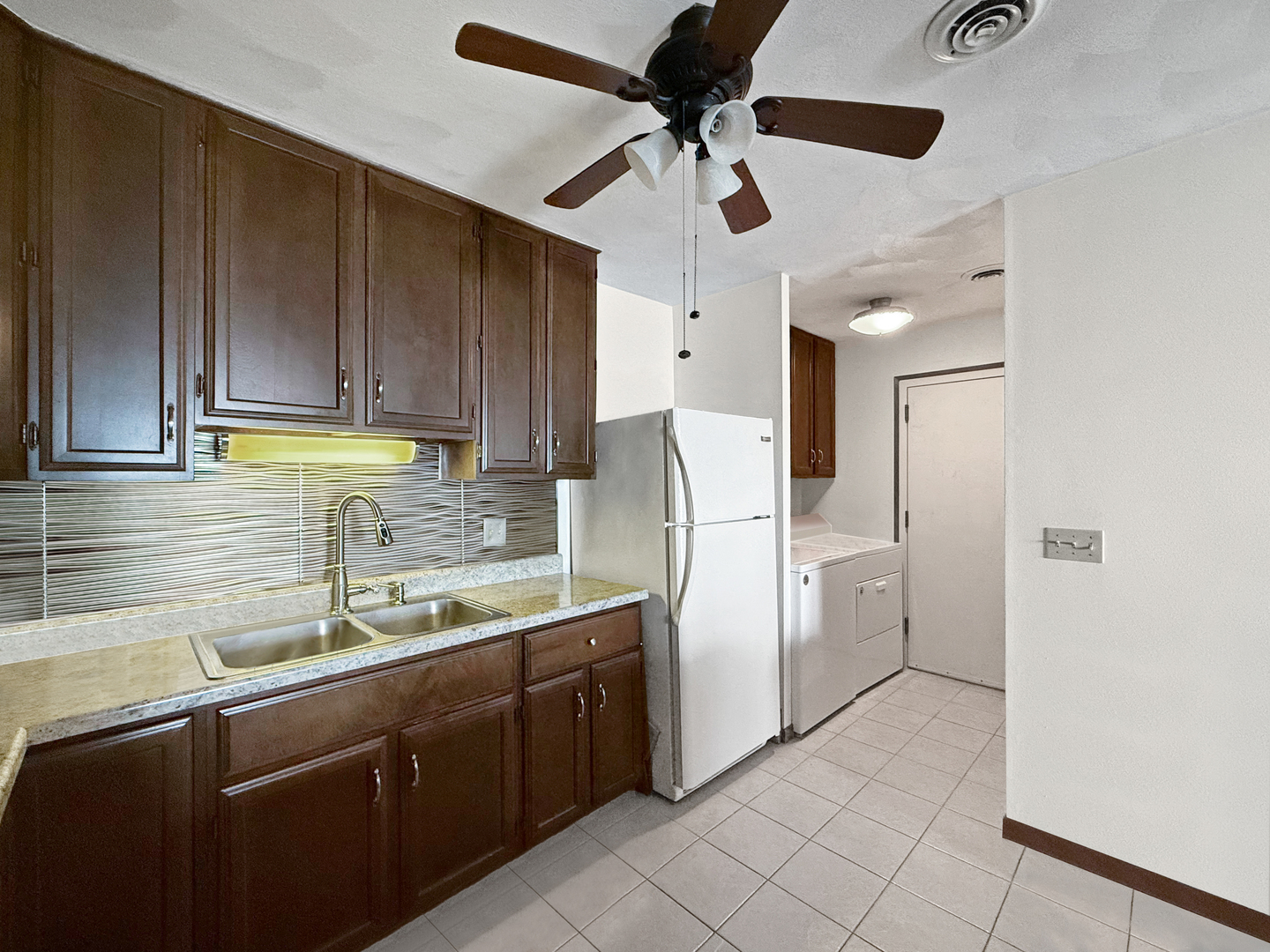 3150 W Carthage Drive 4 Property Photo 12