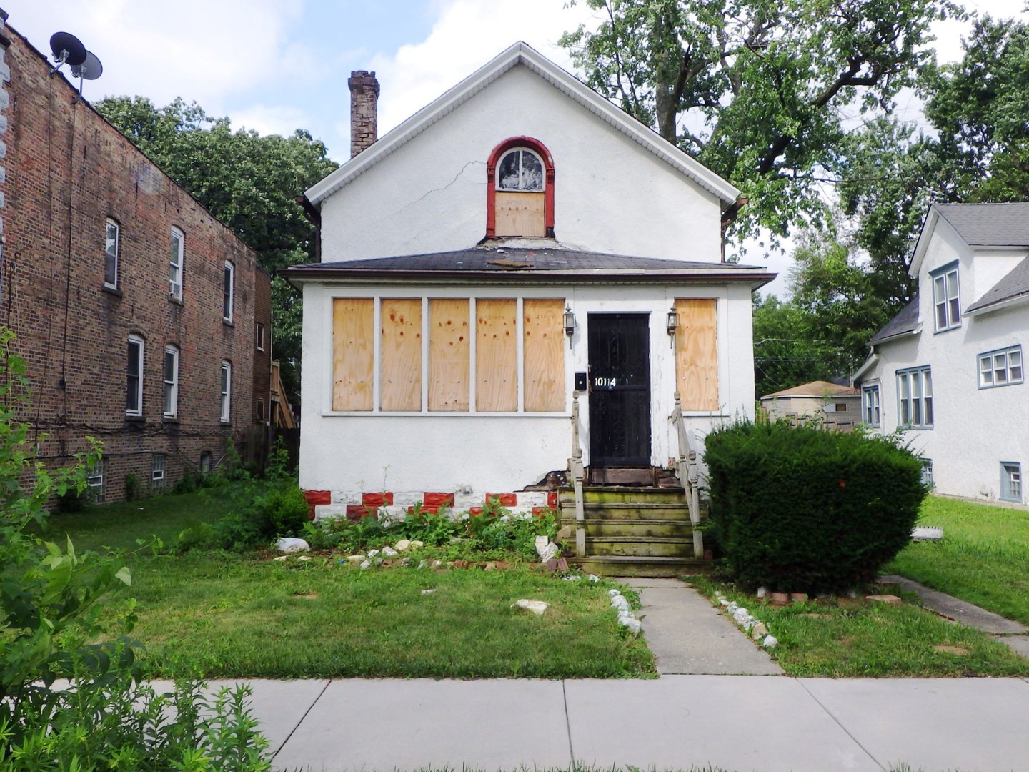 10114 S Winston Avenue Property Photo 1