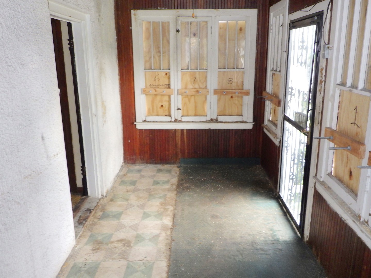 10114 S Winston Avenue Property Photo 3