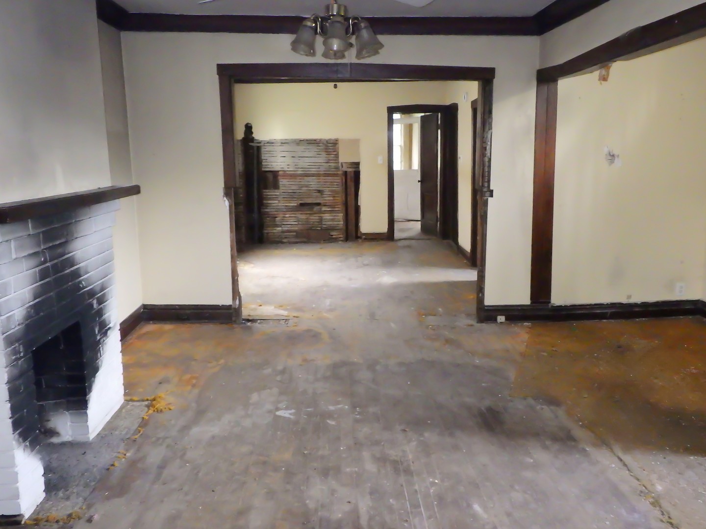 10114 S Winston Avenue Property Photo 5