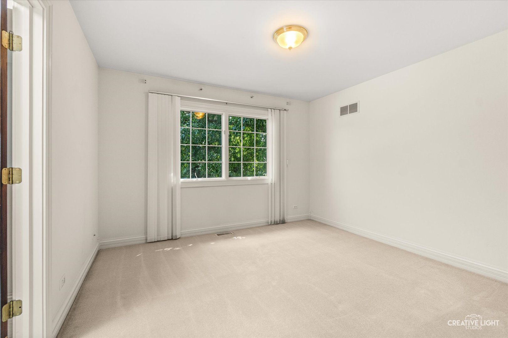 4n468 S Robert Frost Circle Property Photo 17