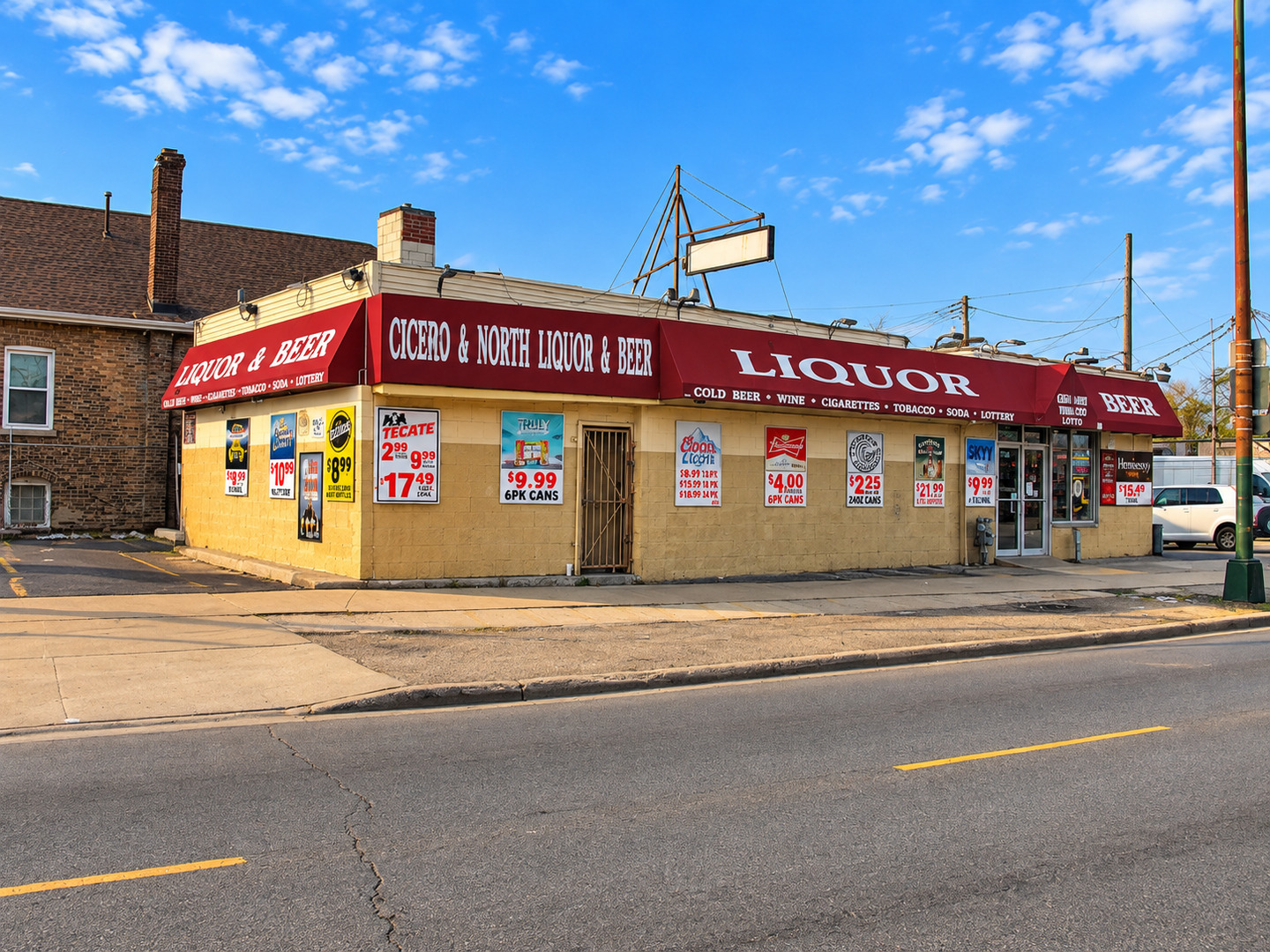1636 N Cicero Avenue Property Photo 4
