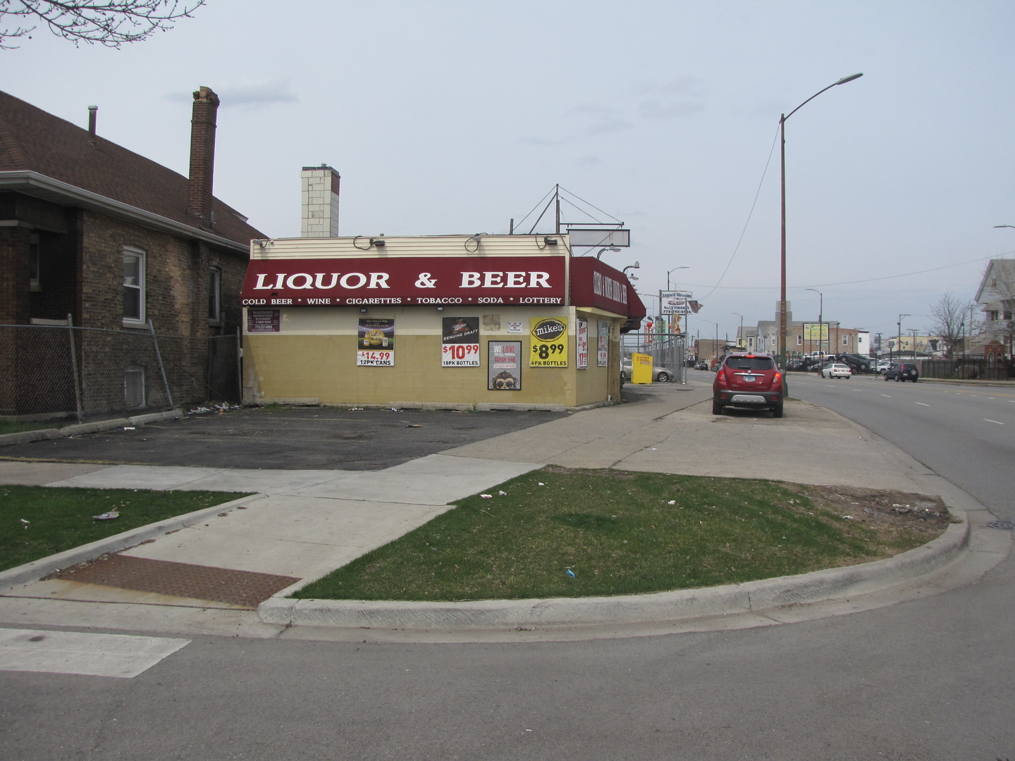 1636 N Cicero Avenue Property Photo 8