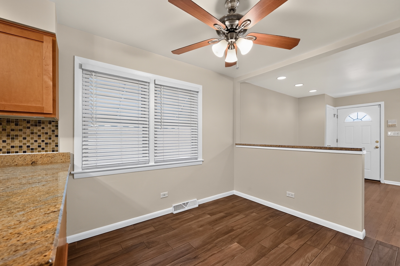1807 N Keeler Avenue Property Photo 9