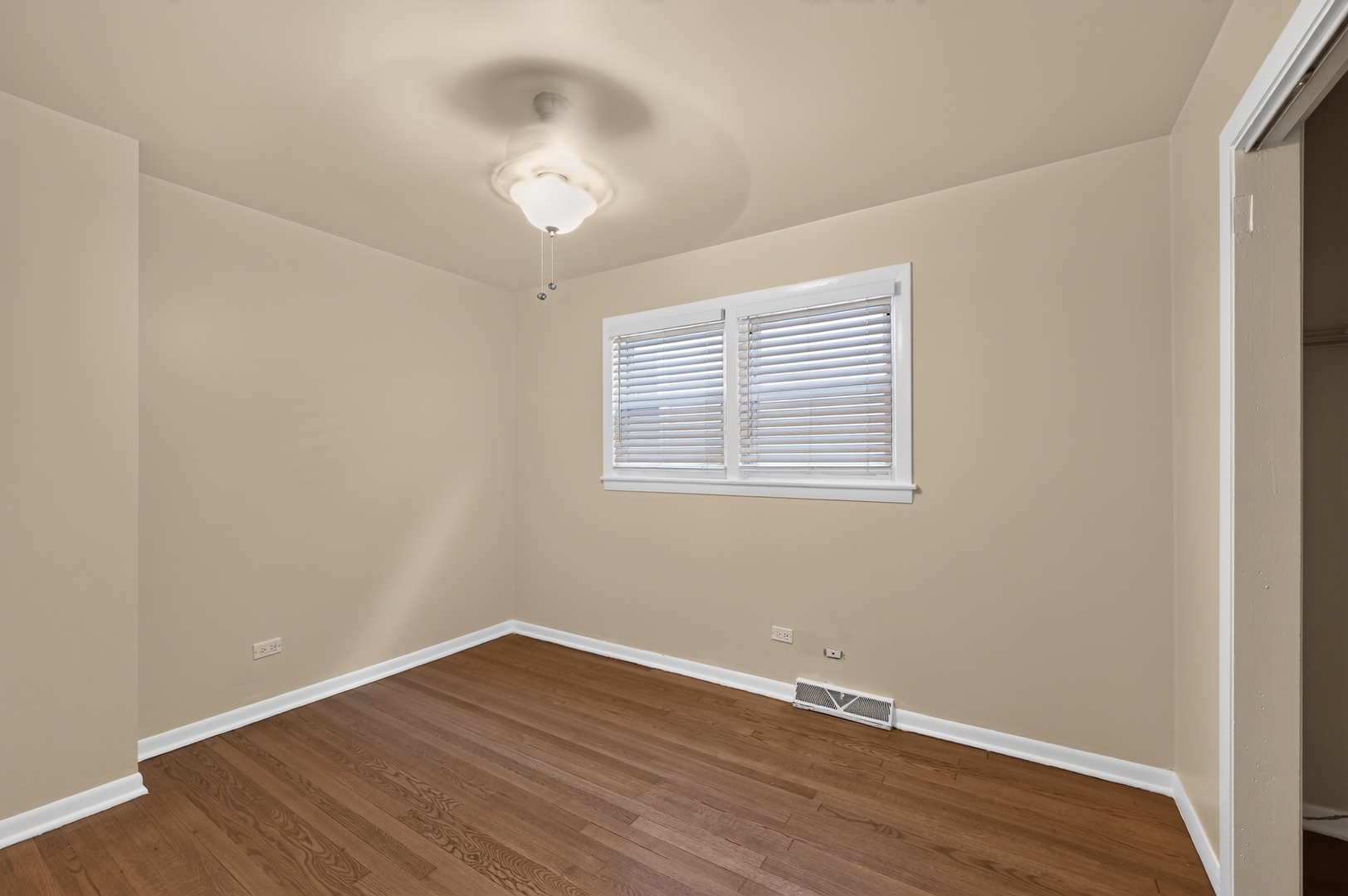 1807 N Keeler Avenue Property Photo 13
