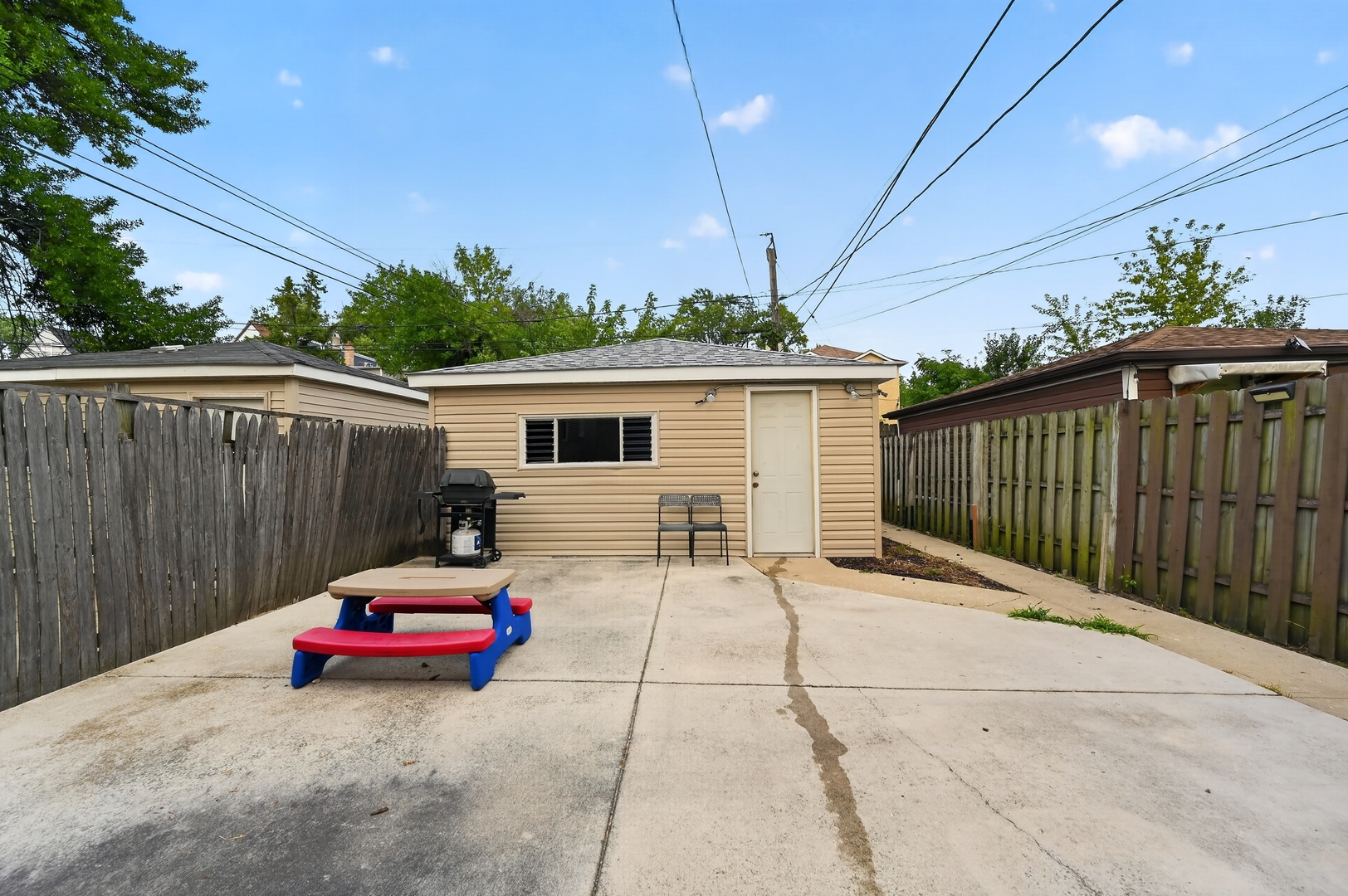 1807 N Keeler Avenue Property Photo 25