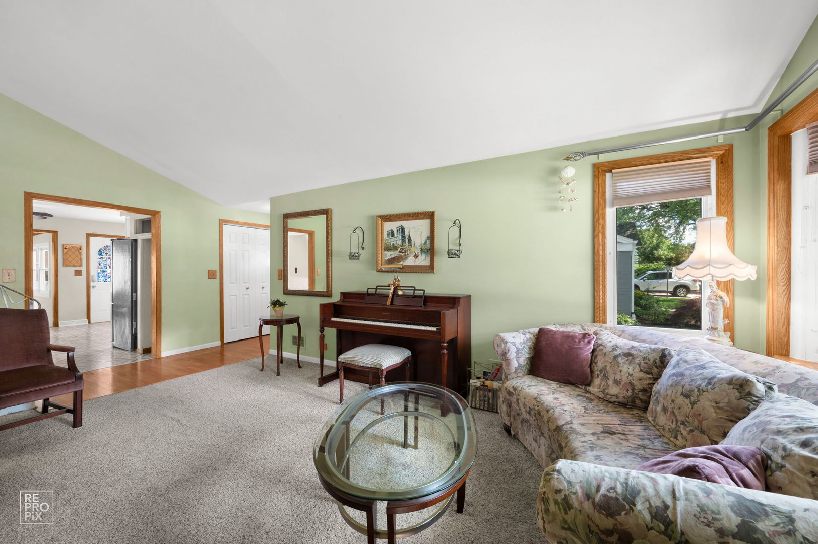 511 S Highland Avenue Property Photo 3