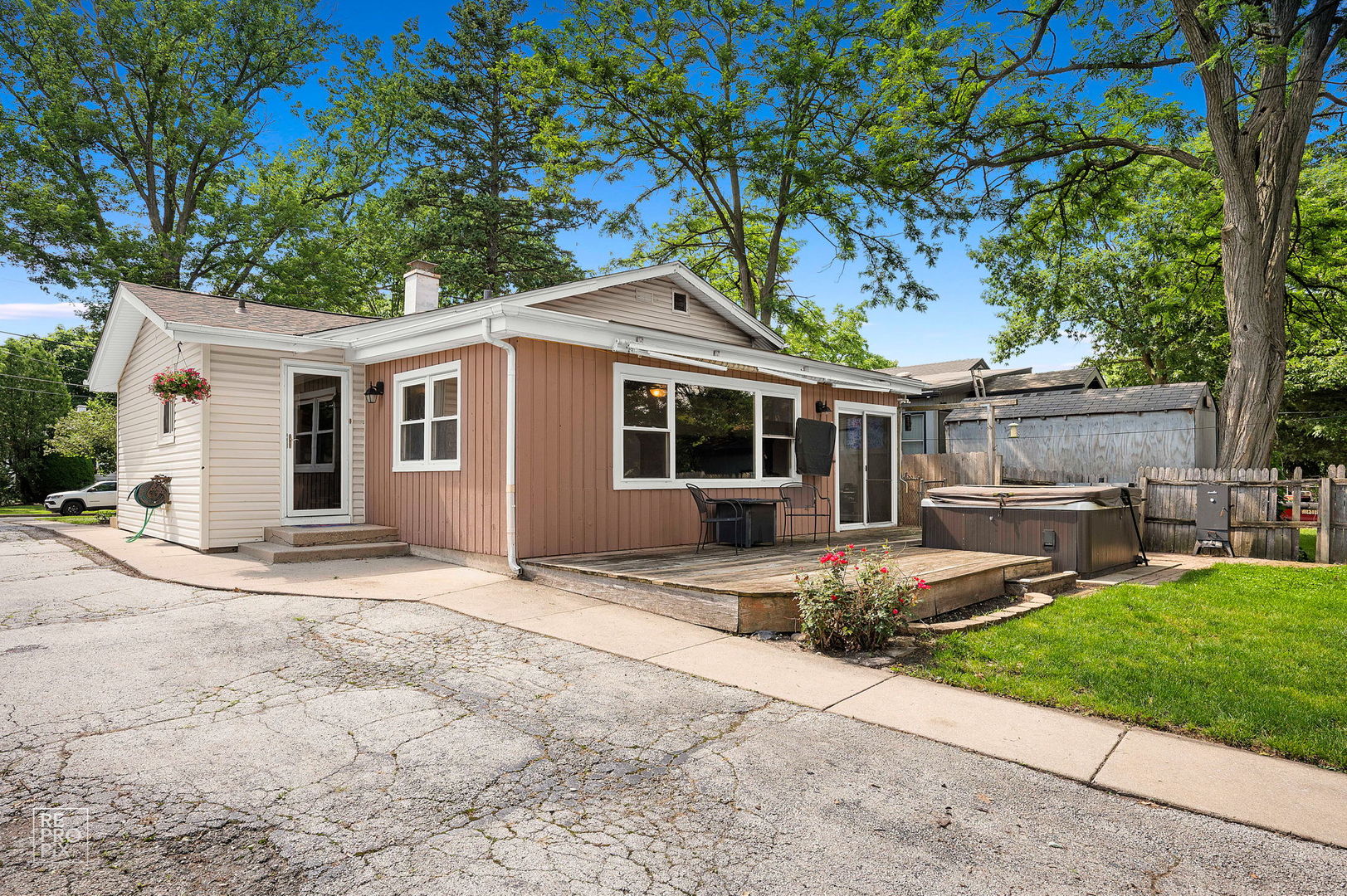 511 S Highland Avenue Property Photo 34
