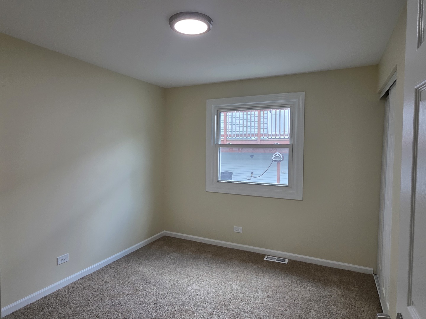 70 N Idlewild Avenue Property Photo 12