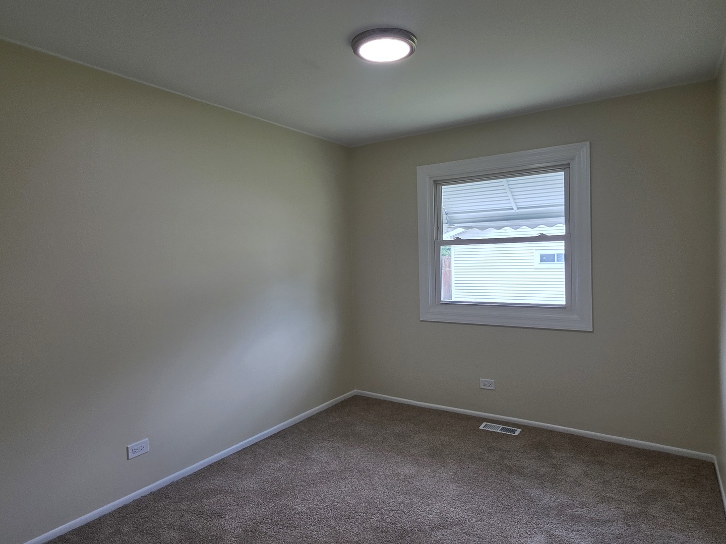 70 N Idlewild Avenue Property Photo 14