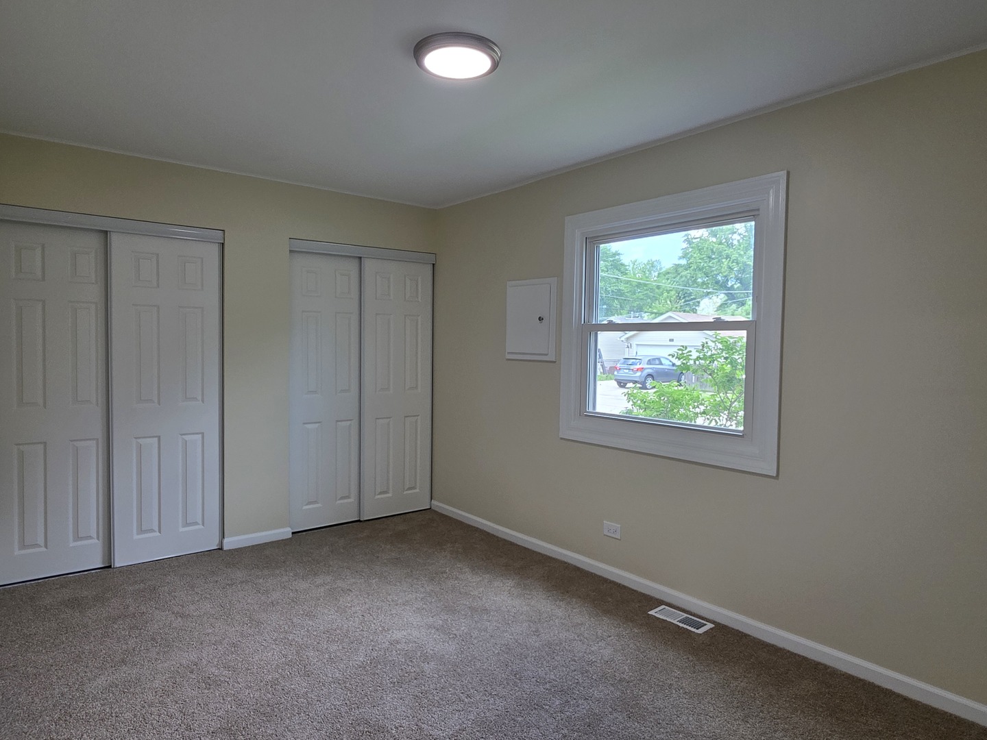 70 N Idlewild Avenue Property Photo 16