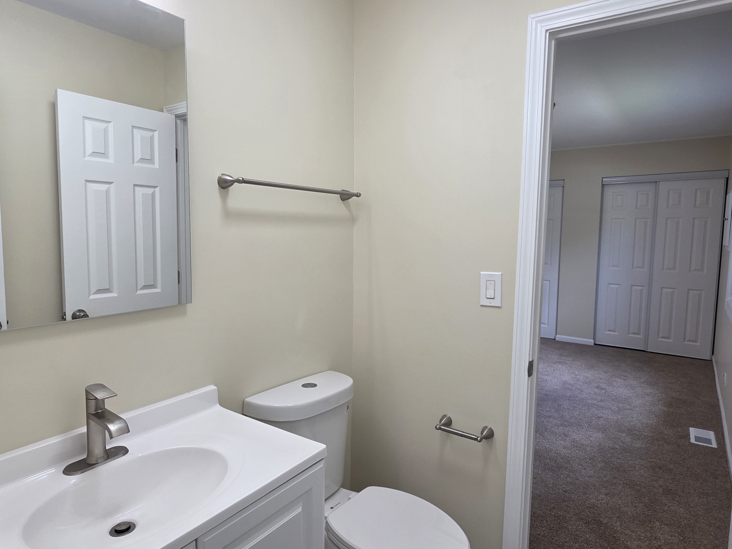 70 N Idlewild Avenue Property Photo 18