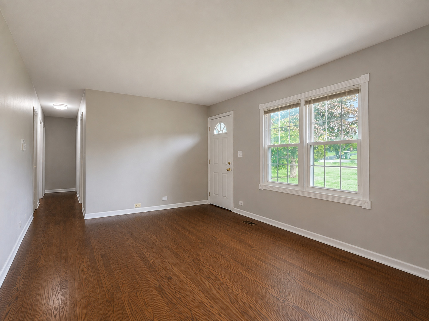 3038 Everglade Avenue Property Photo 3