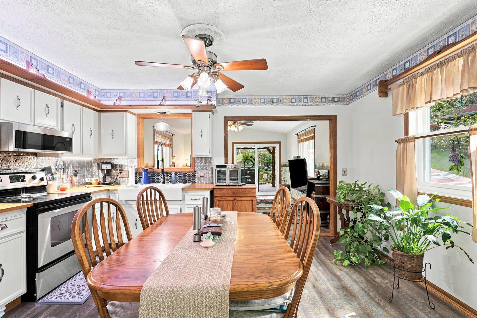 204 Chestnut Street Property Photo 17