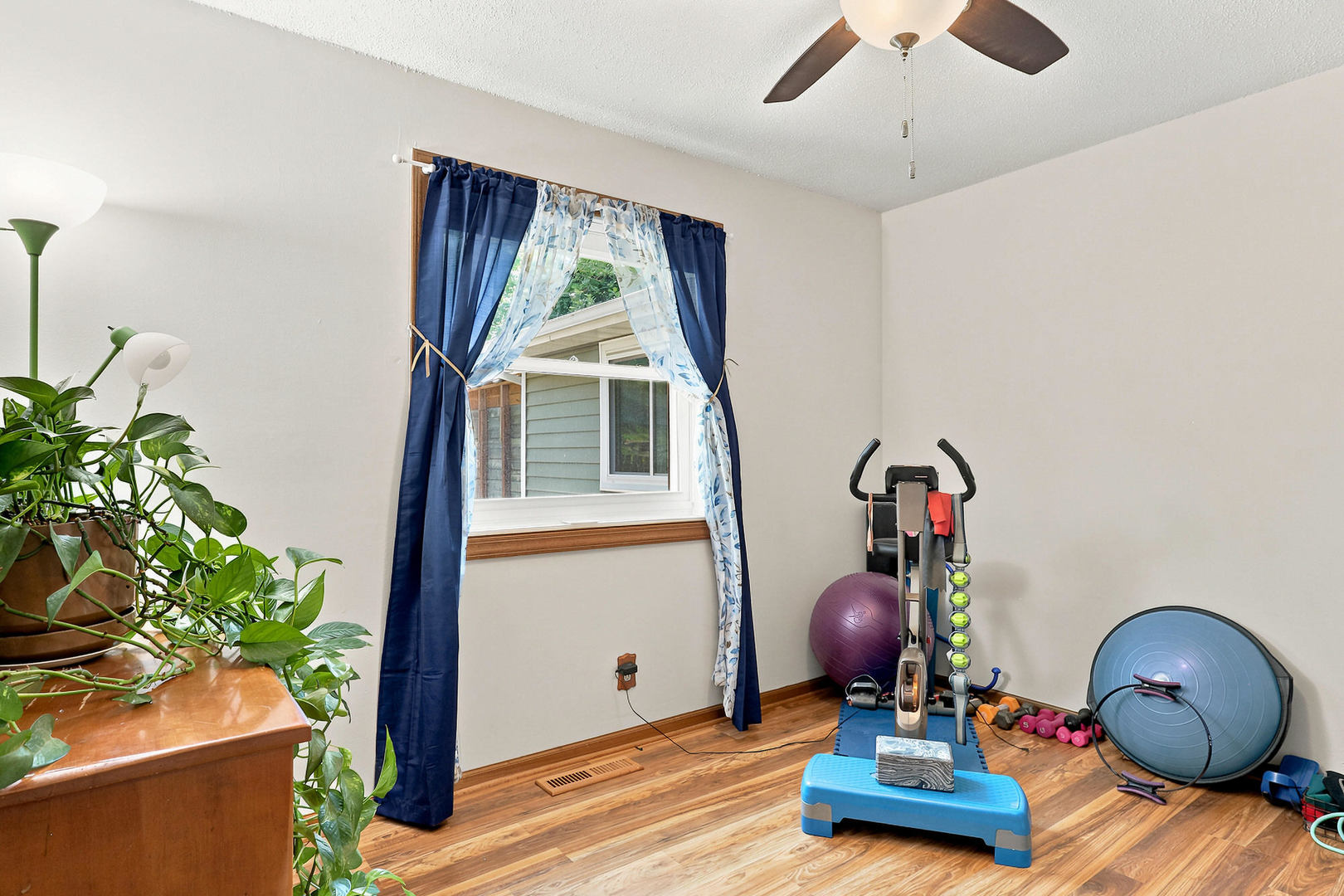 204 Chestnut Street Property Photo 27