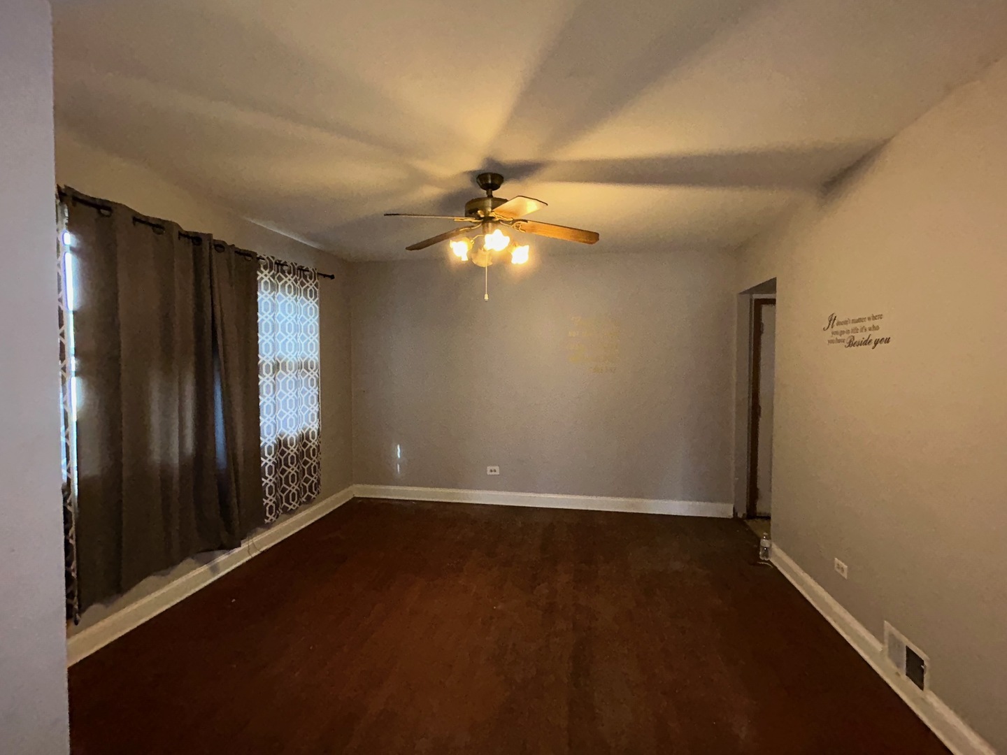 13816 S Wabash Avenue Property Photo 8