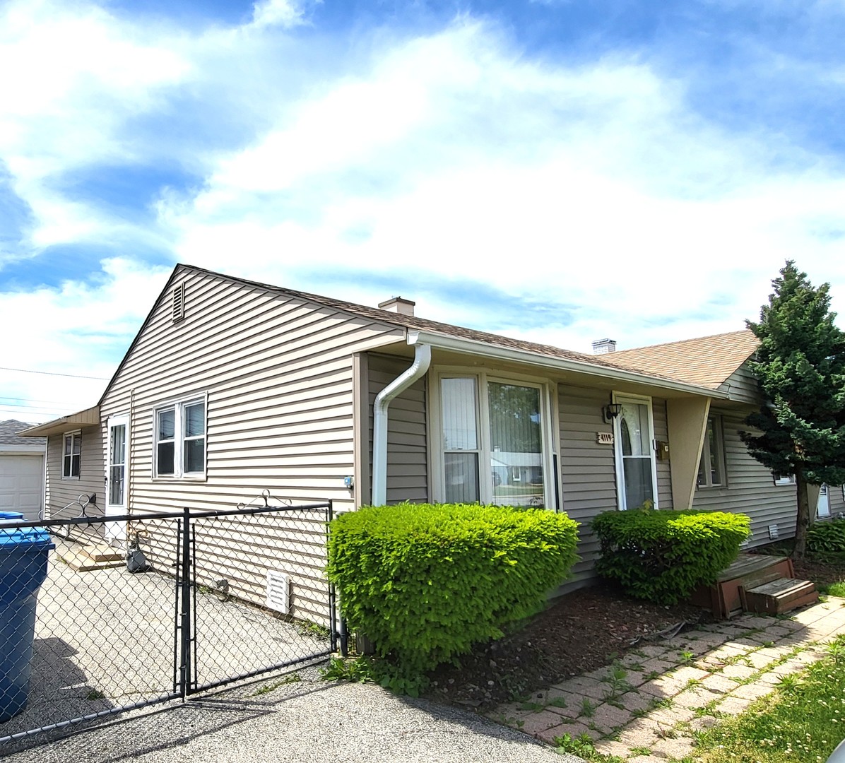 4119 W 89th Place Property Photo 1