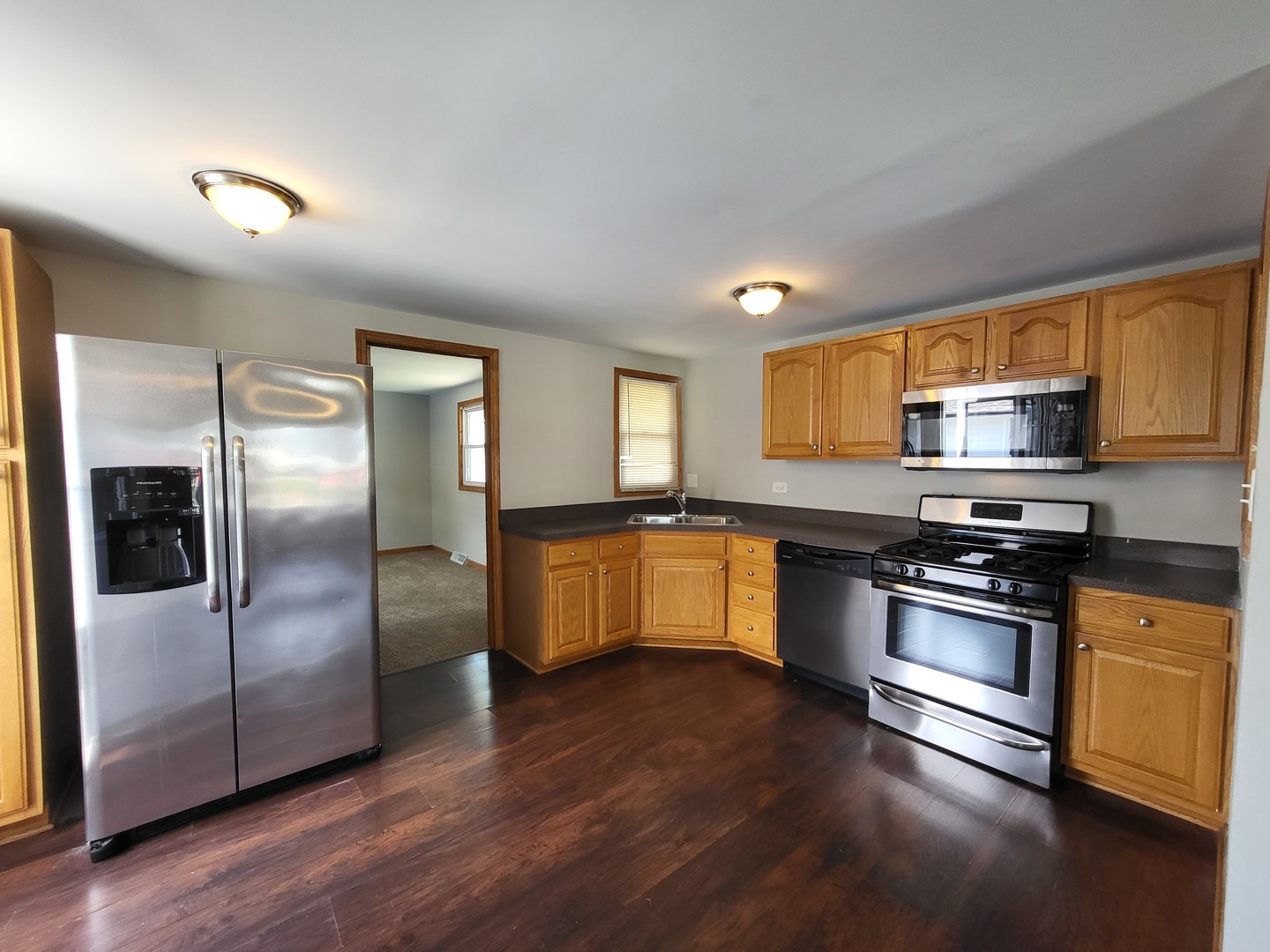 4119 W 89th Place Property Photo 3