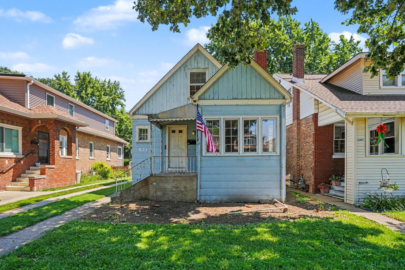 3437 Oak Avenue Property Photo 1