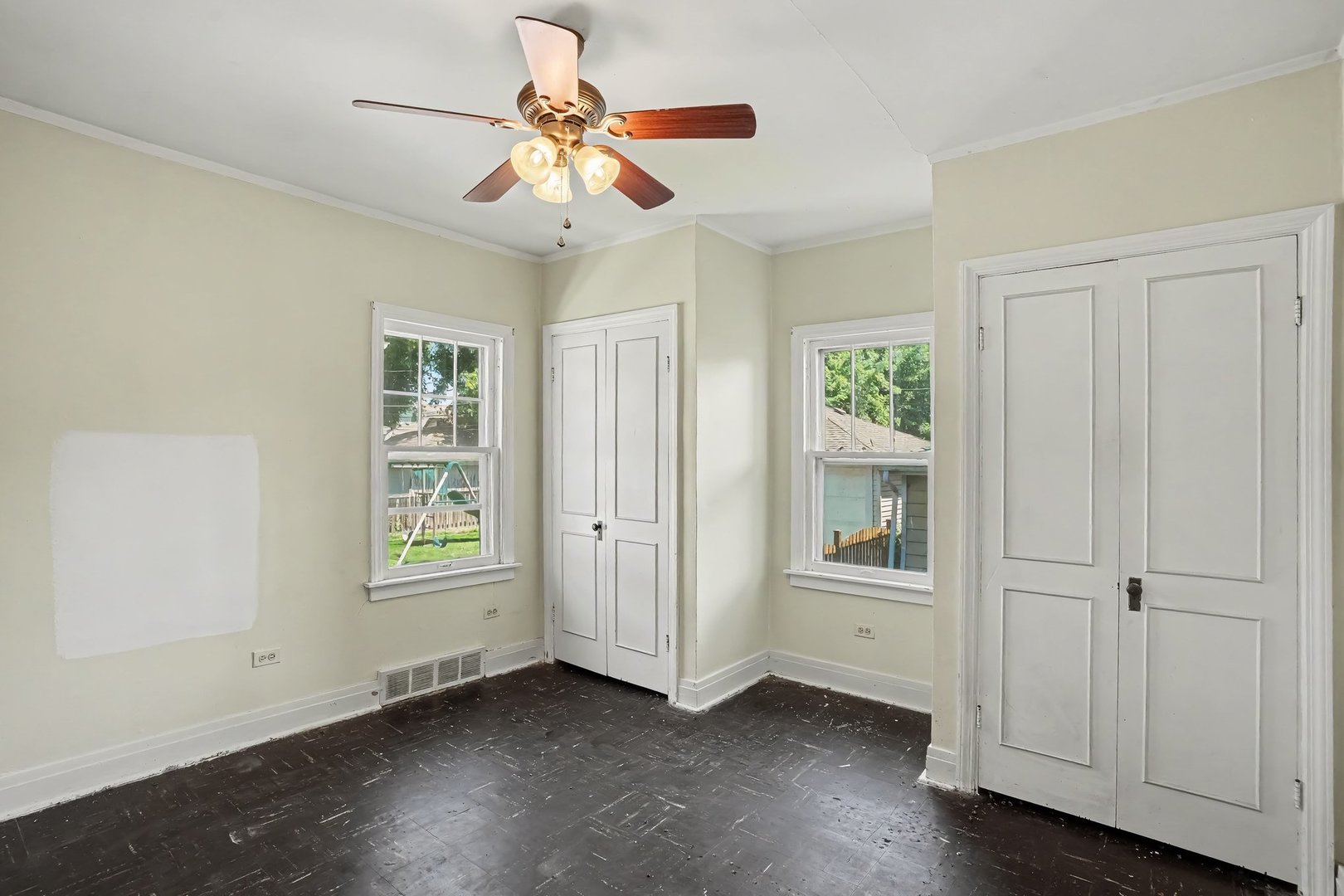 3437 Oak Avenue Property Photo 6