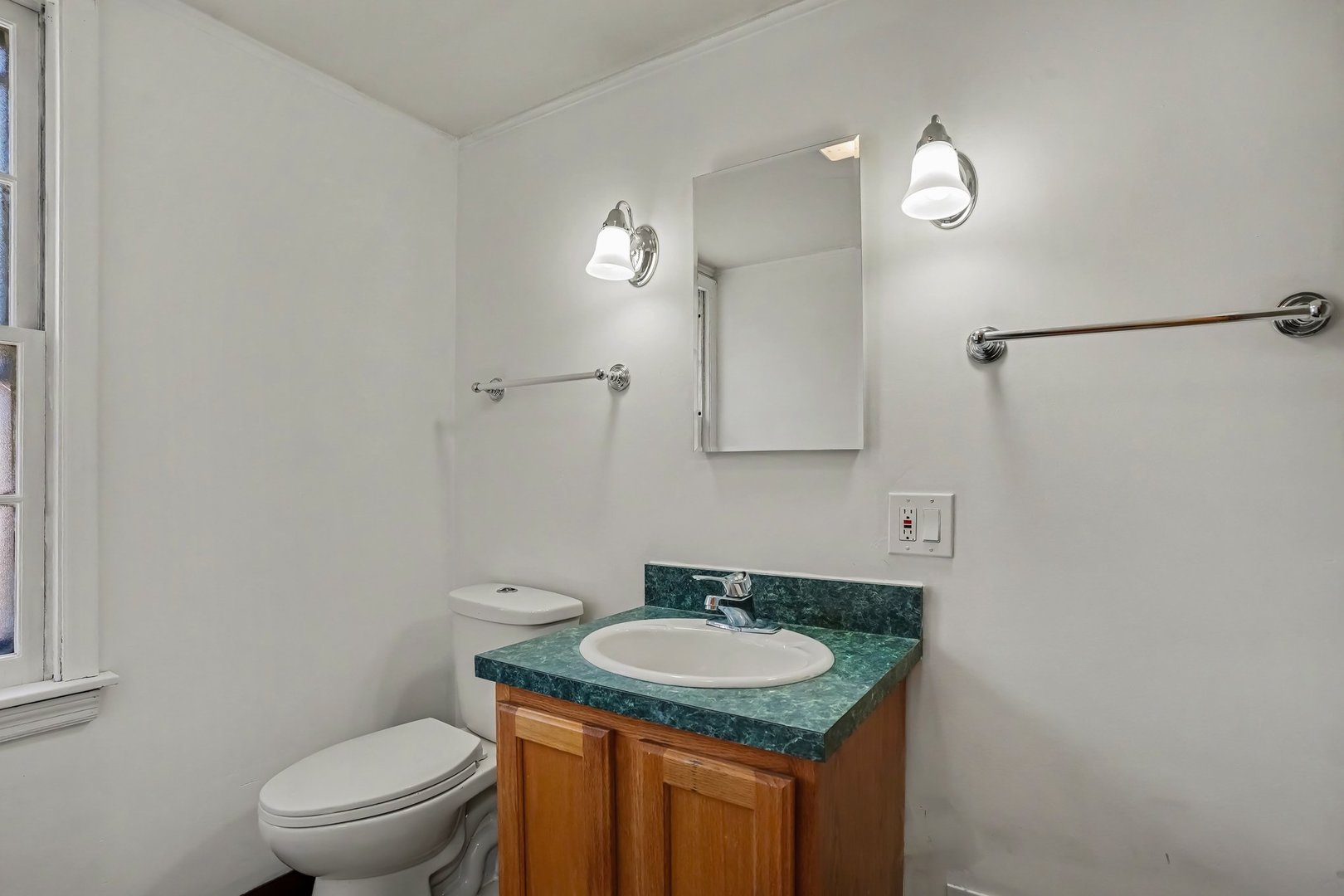 3437 Oak Avenue Property Photo 11