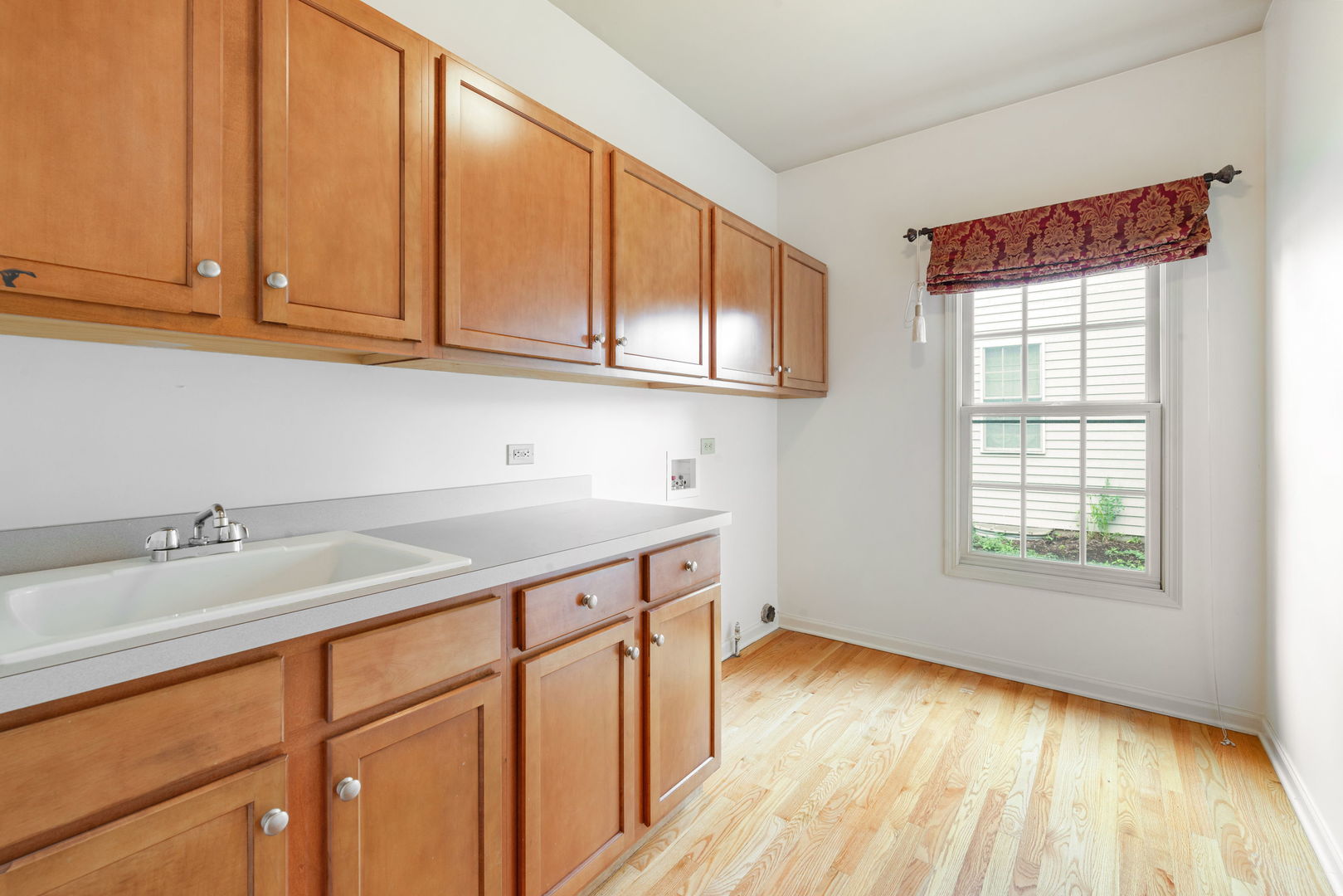1413 Seaton Street Property Photo 13