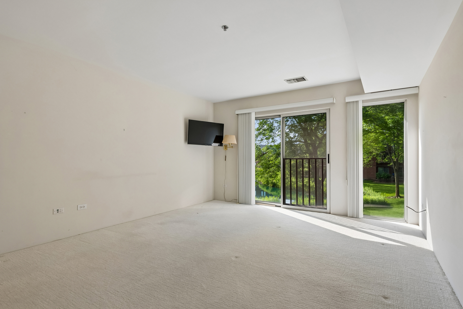 381 Kelburn Road 214 Property Photo 12