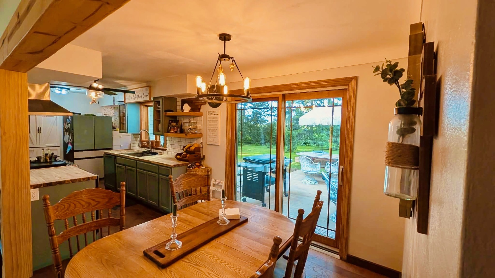 10381 Montague Road Property Photo 5
