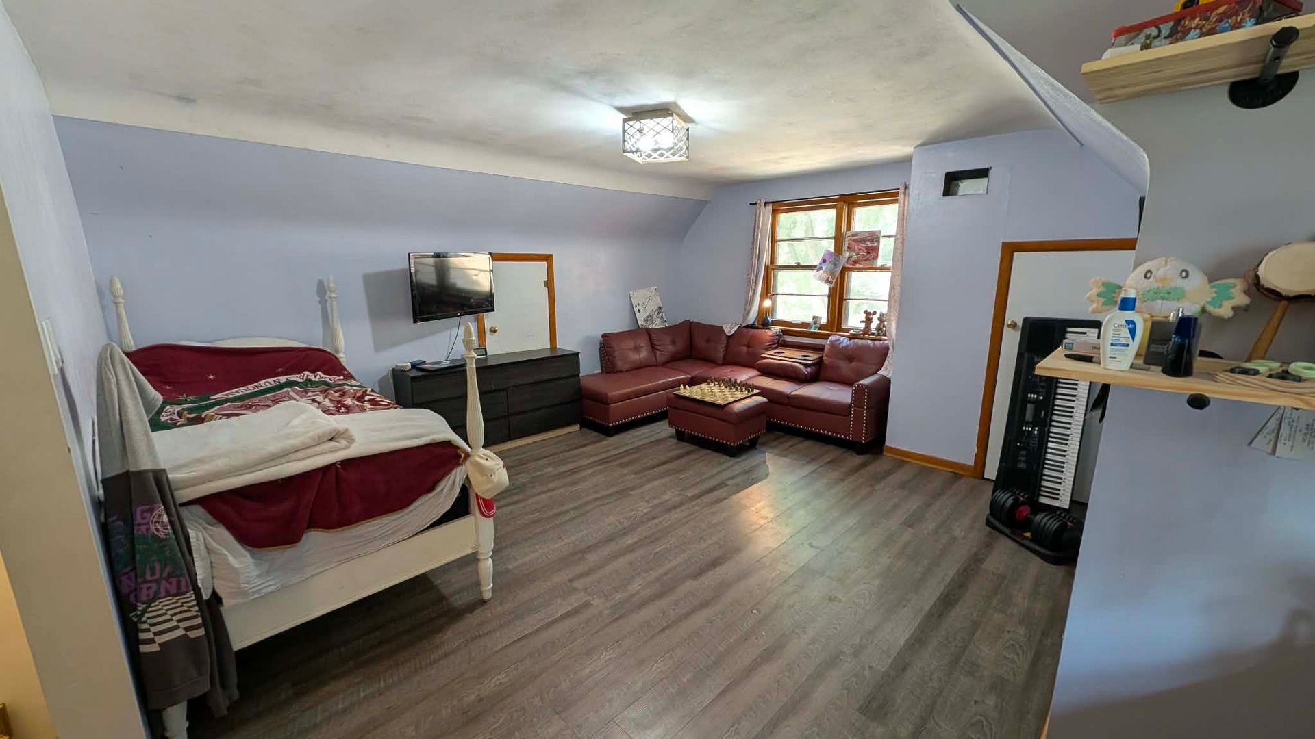 10381 Montague Road Property Photo 8