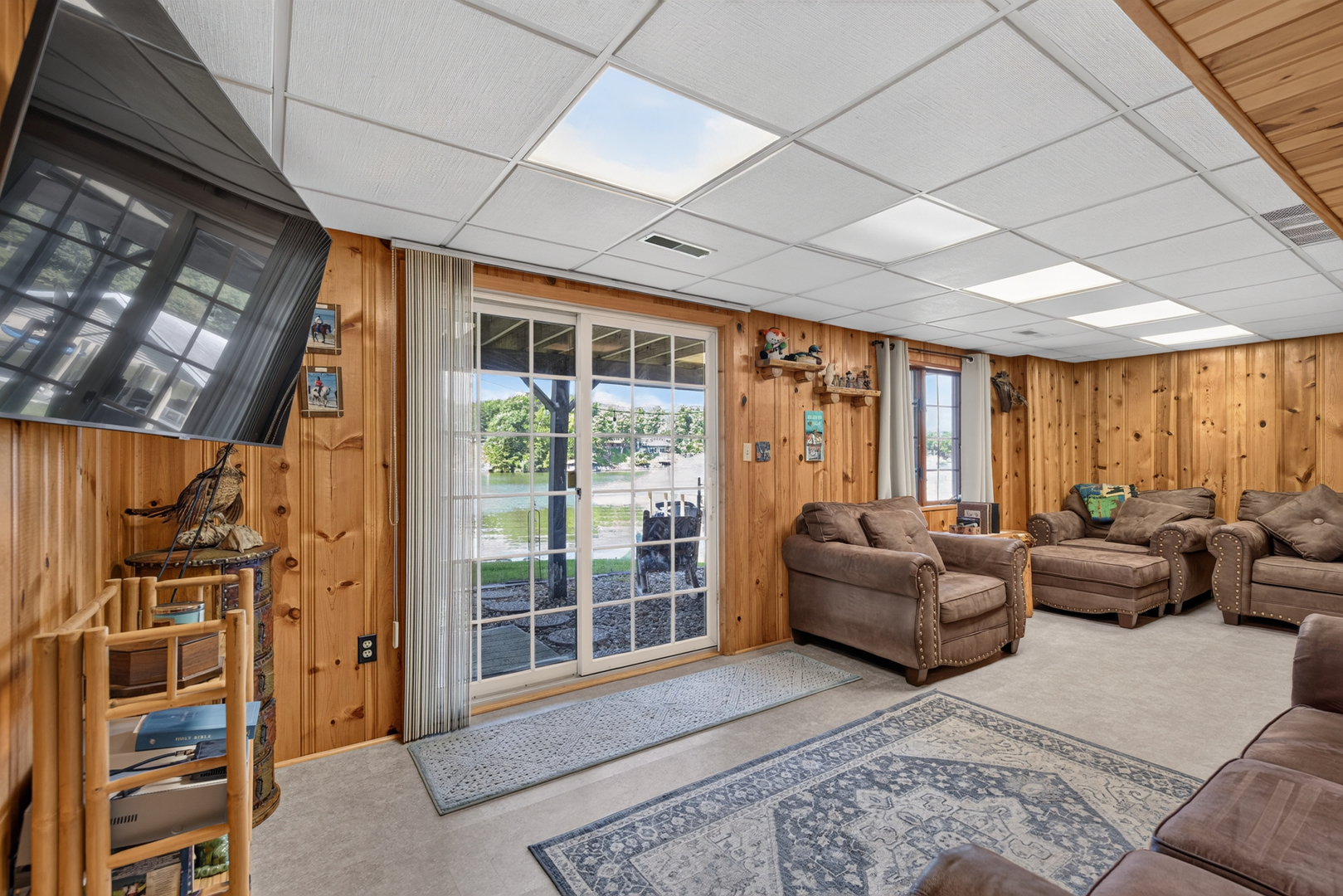 2 Clubhouse Drive Property Photo 18