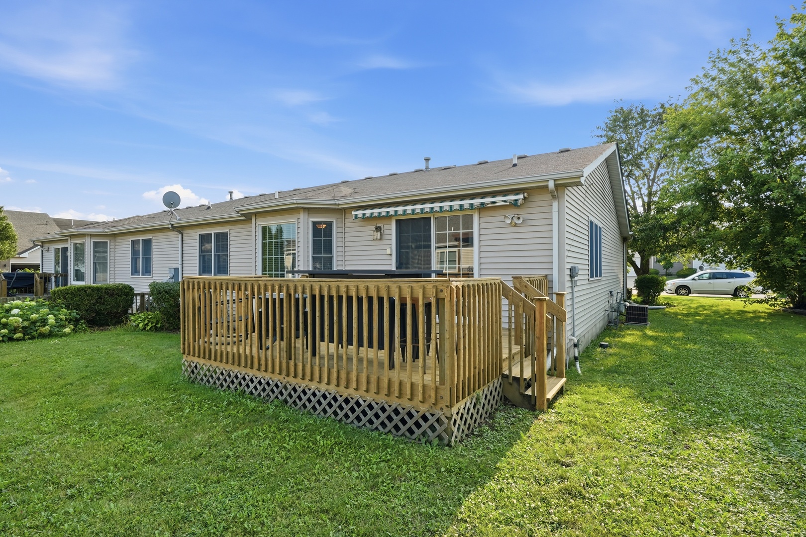 8781 Monroe Street Property Photo 2