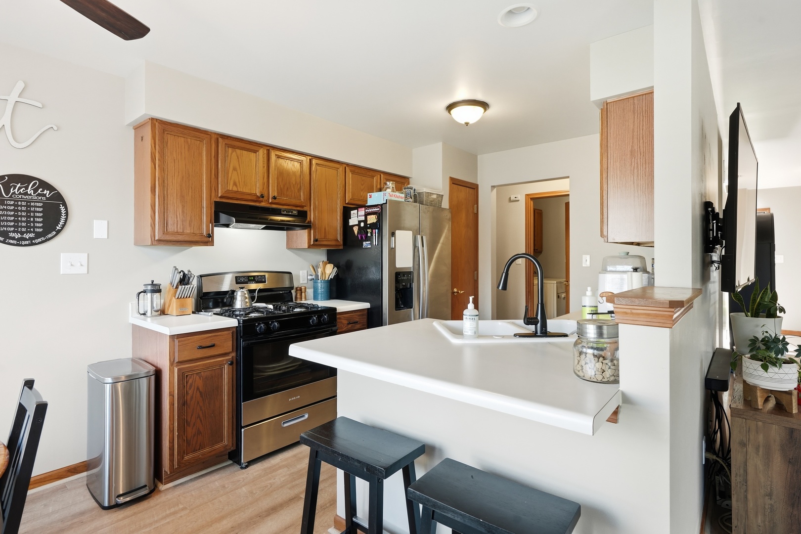 8781 Monroe Street Property Photo 7