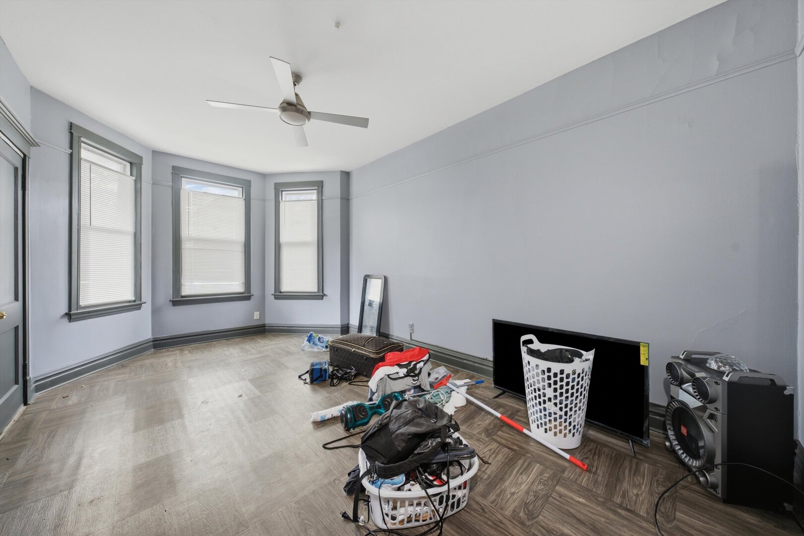 4322 S Maplewood Avenue Property Photo 10