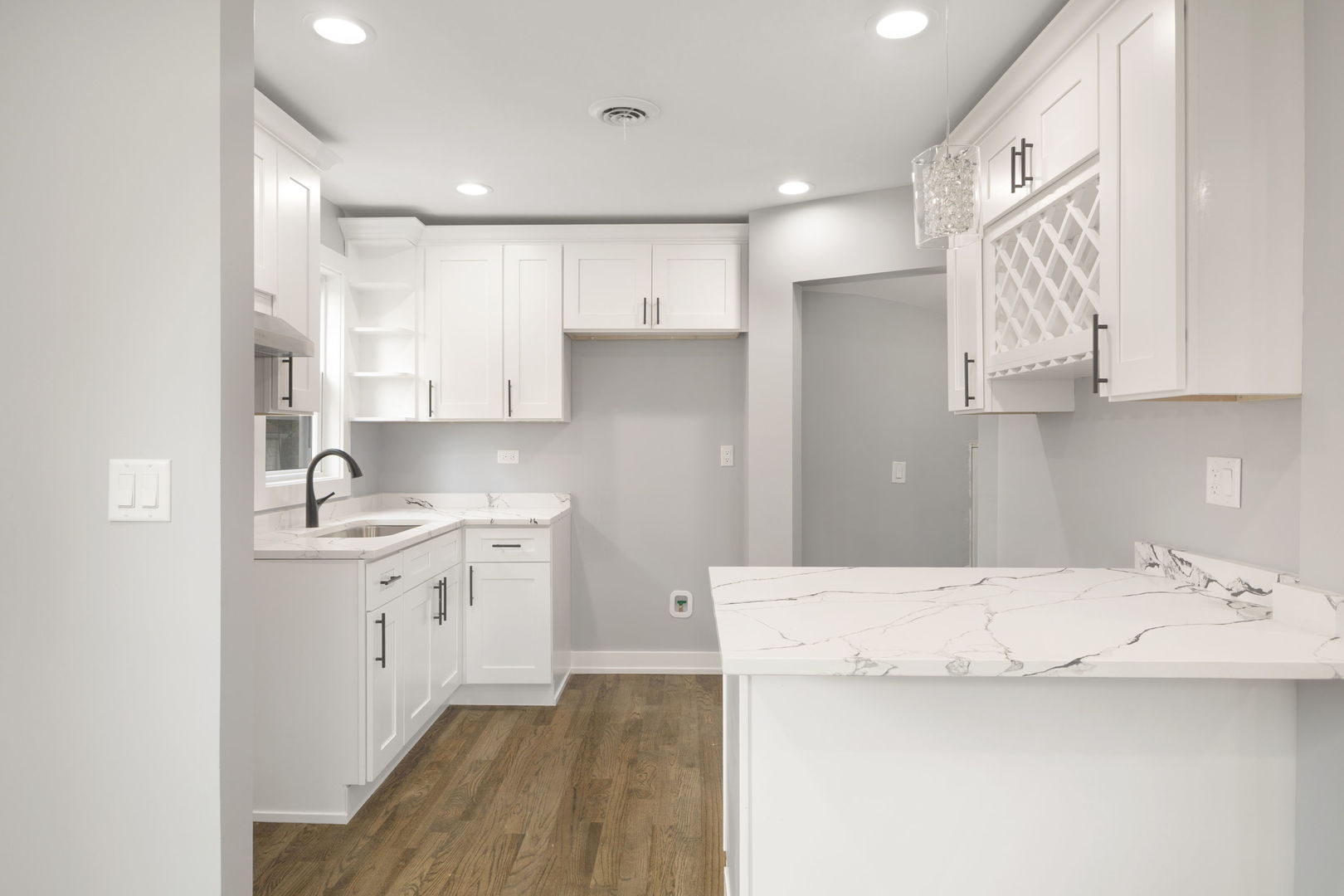 16041 Halsted Street Property Photo 6