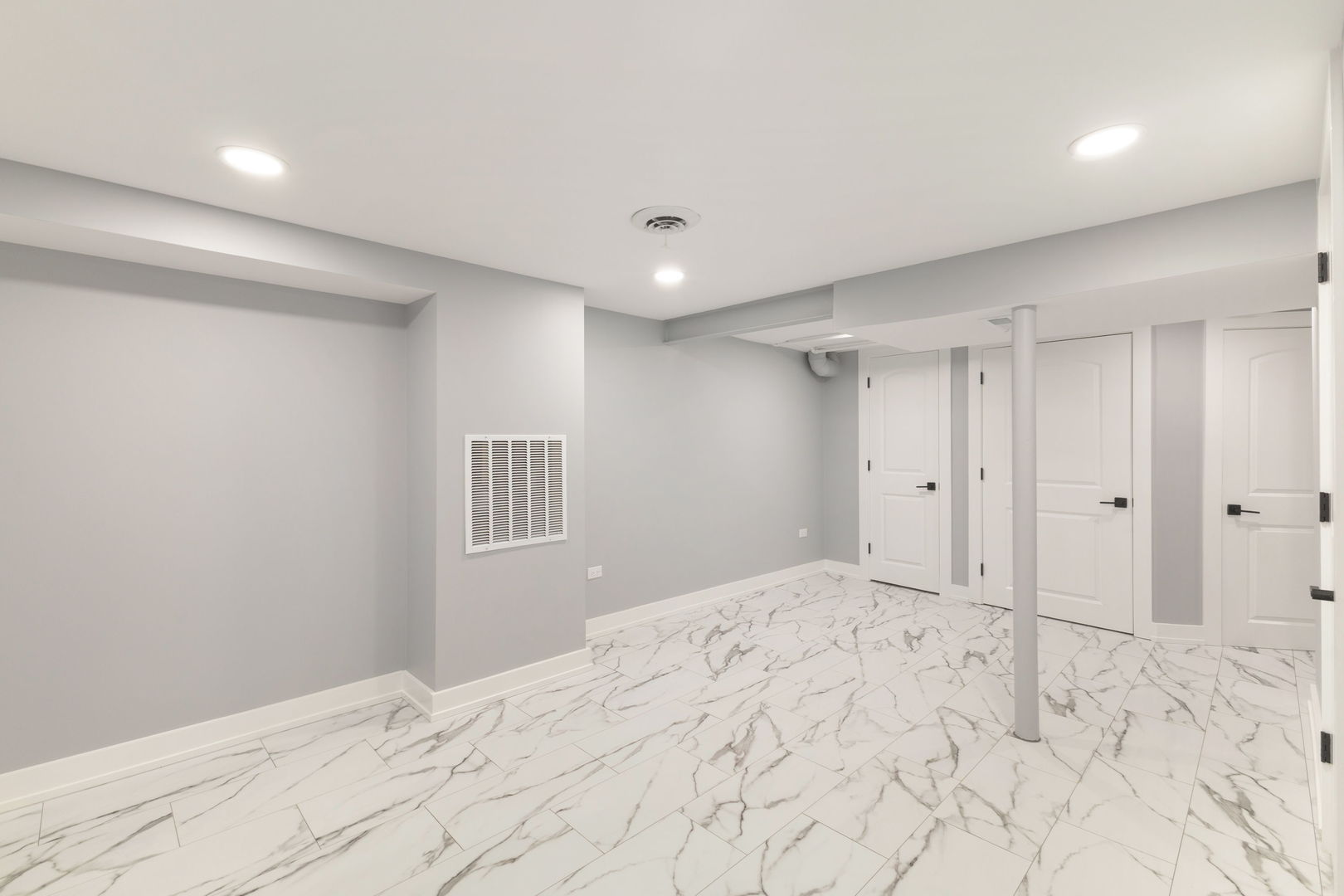 16041 Halsted Street Property Photo 17