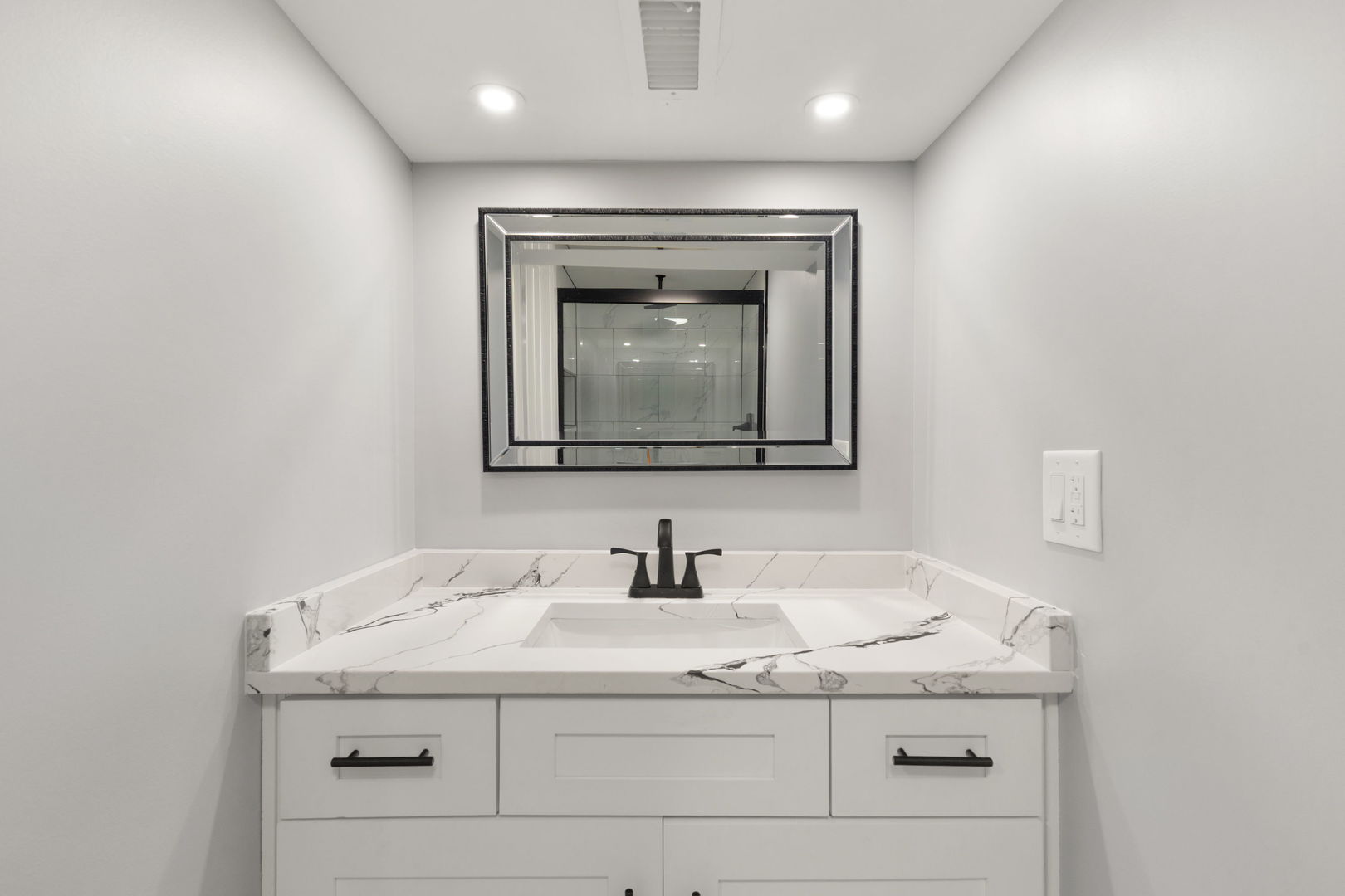 16041 Halsted Street Property Photo 19
