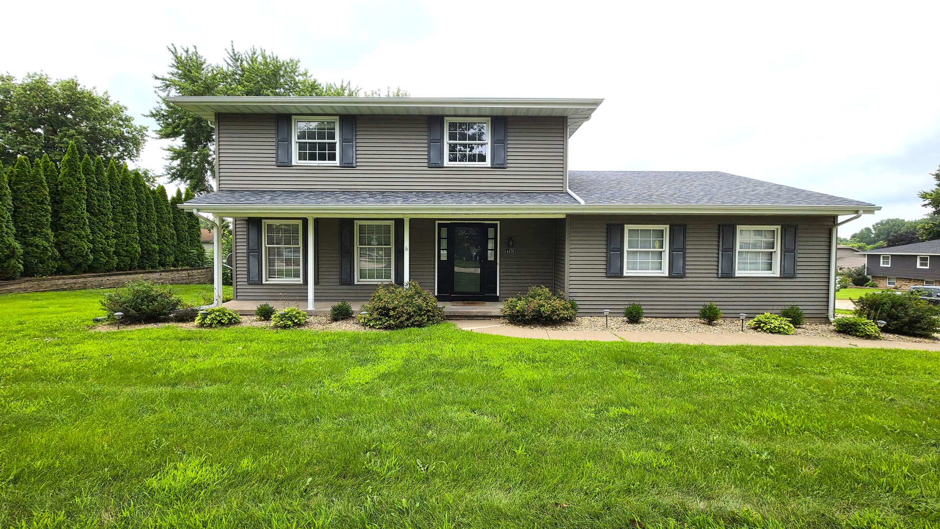 4470 18th Street Property Photo 1