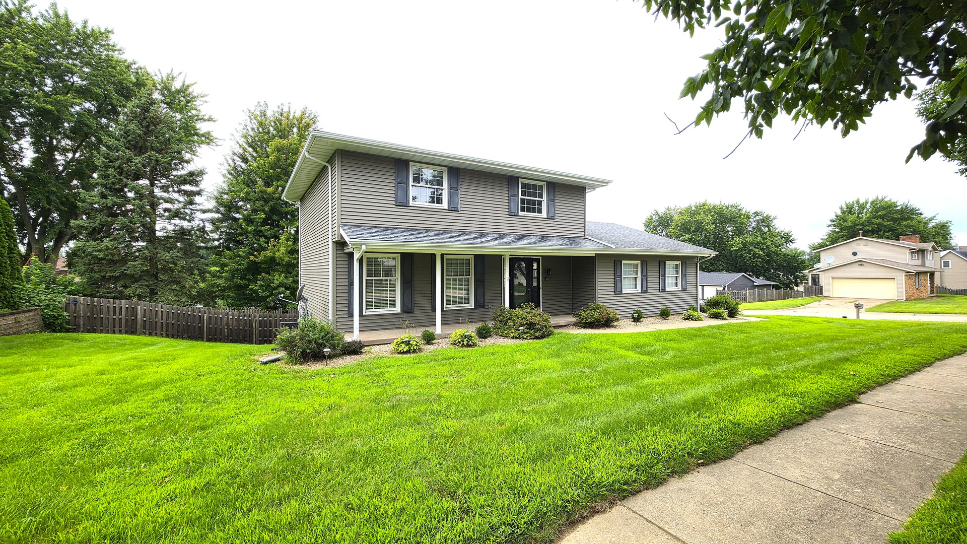 4470 18th Street Property Photo 3