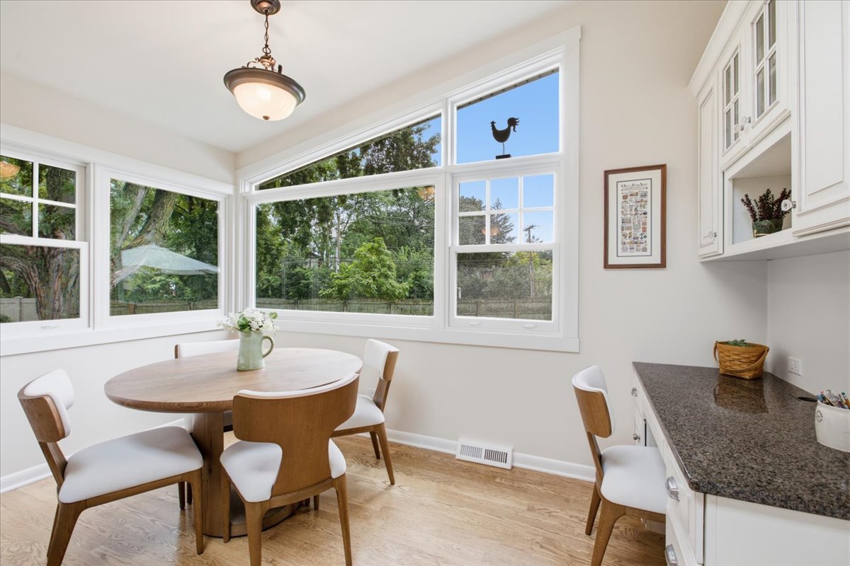 1006 Meadowlark Lane Property Photo 11