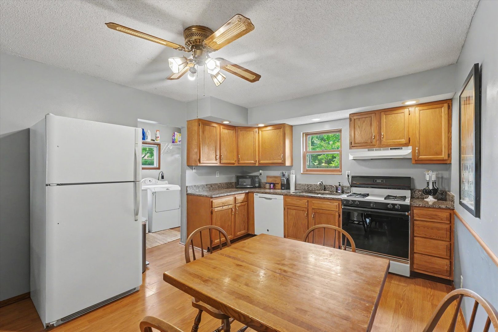 206 S Main Street Property Photo 11