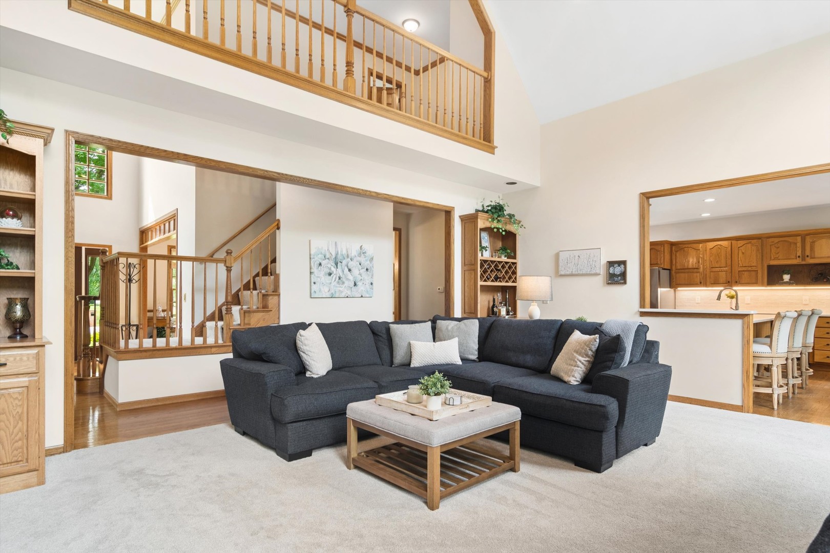 5617 Winding Road Property Photo 10