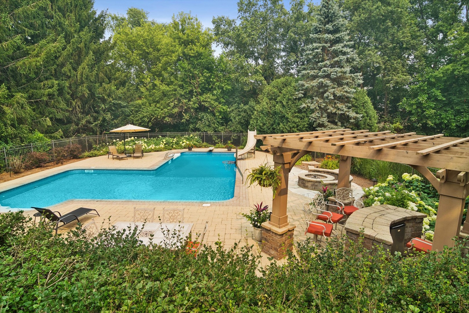 5617 Winding Road Property Photo 35