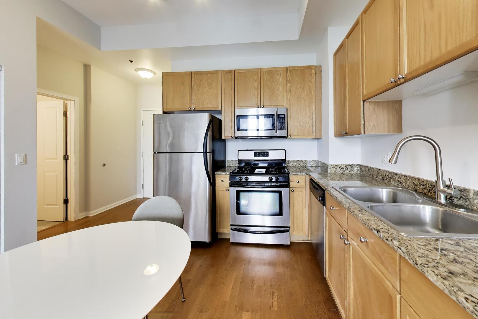 1464 S Michigan Avenue 1306 Property Photo 10