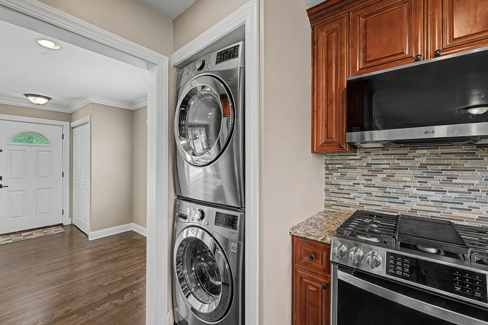 270 N Linden Avenue Property Photo 14