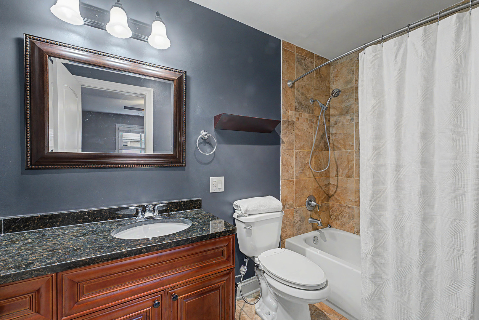 270 N Linden Avenue Property Photo 19
