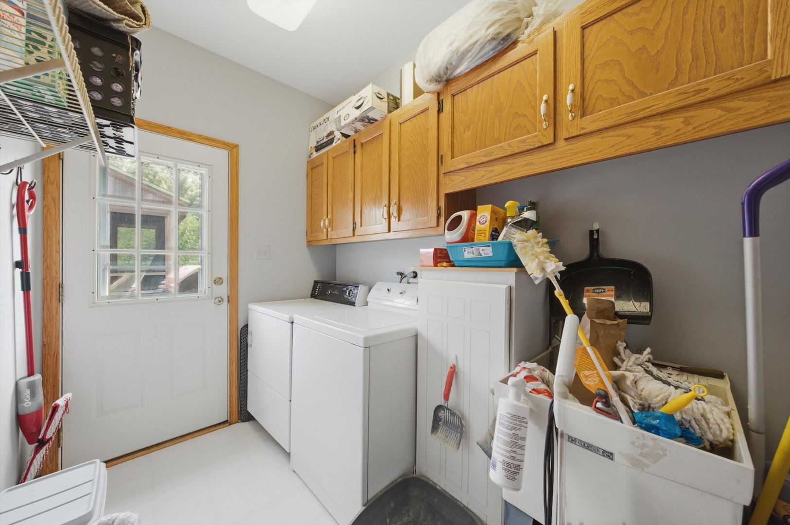7651 Steeple Chase Drive Property Photo 14