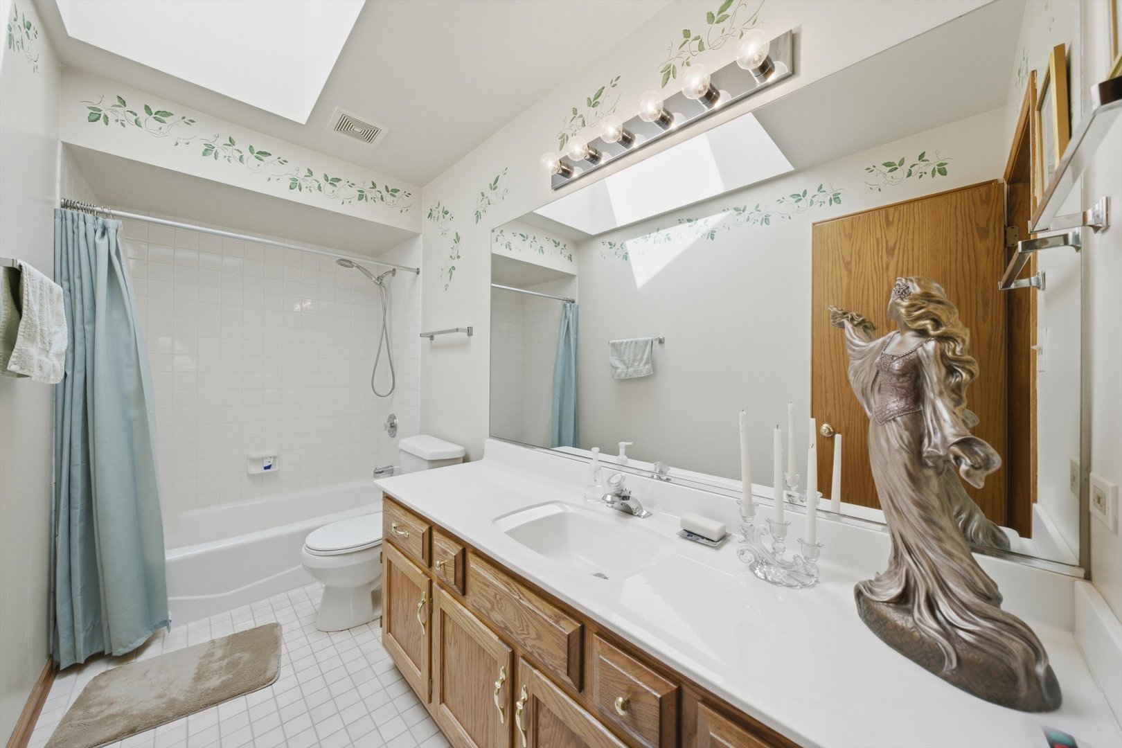 7651 Steeple Chase Drive Property Photo 23