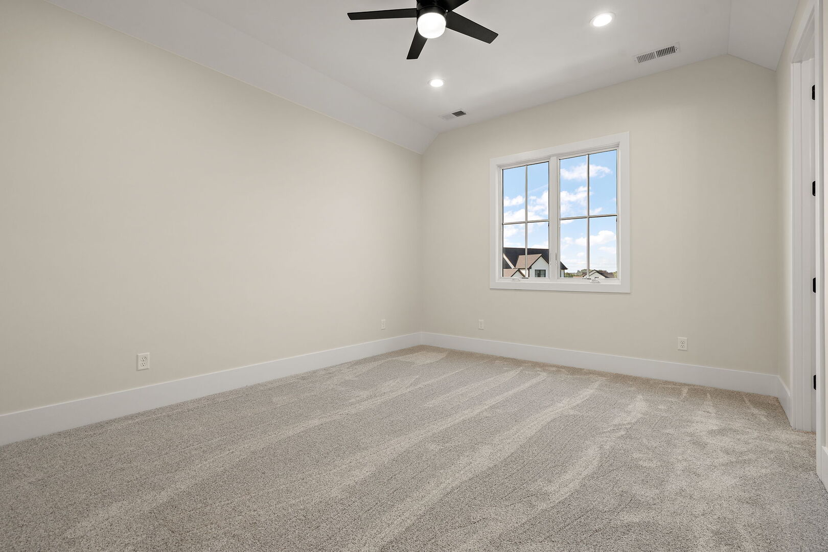 13822 Waterleaf Drive Property Photo 51