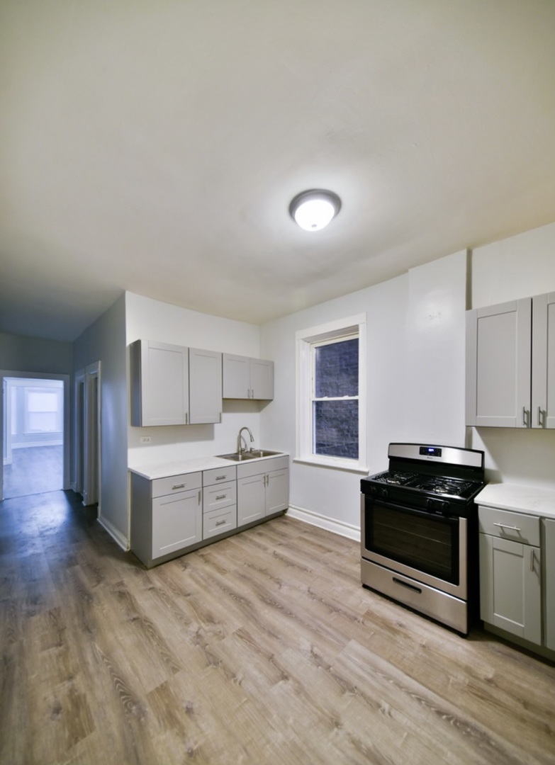 6344 S Eberhart Avenue 1 Property Photo 7