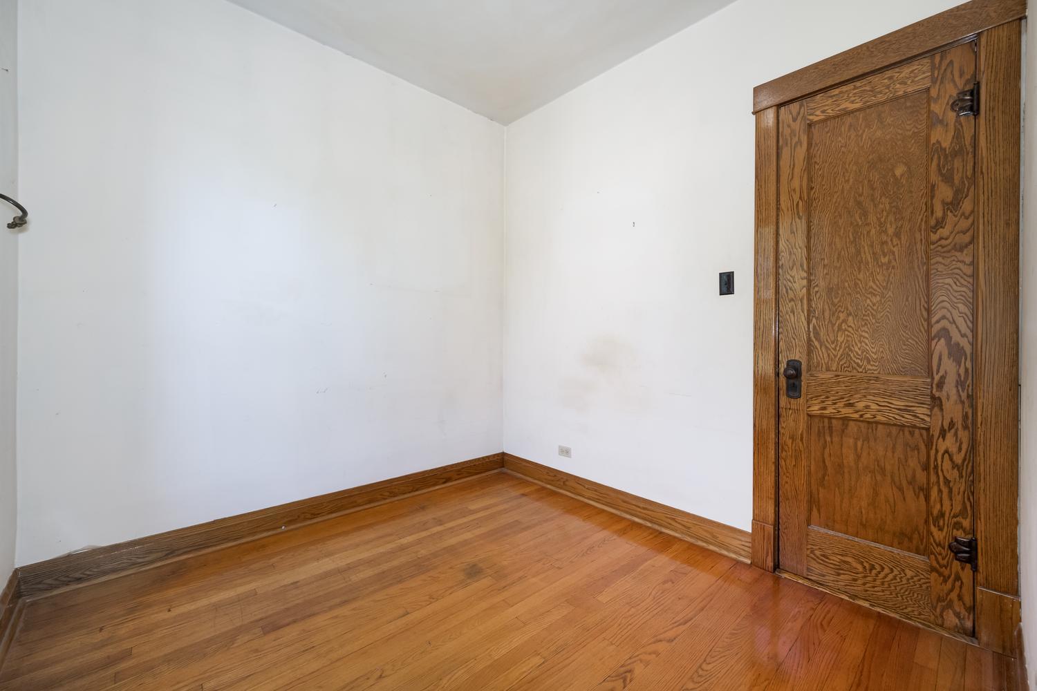 4505 N Artesian Avenue Property Photo 13